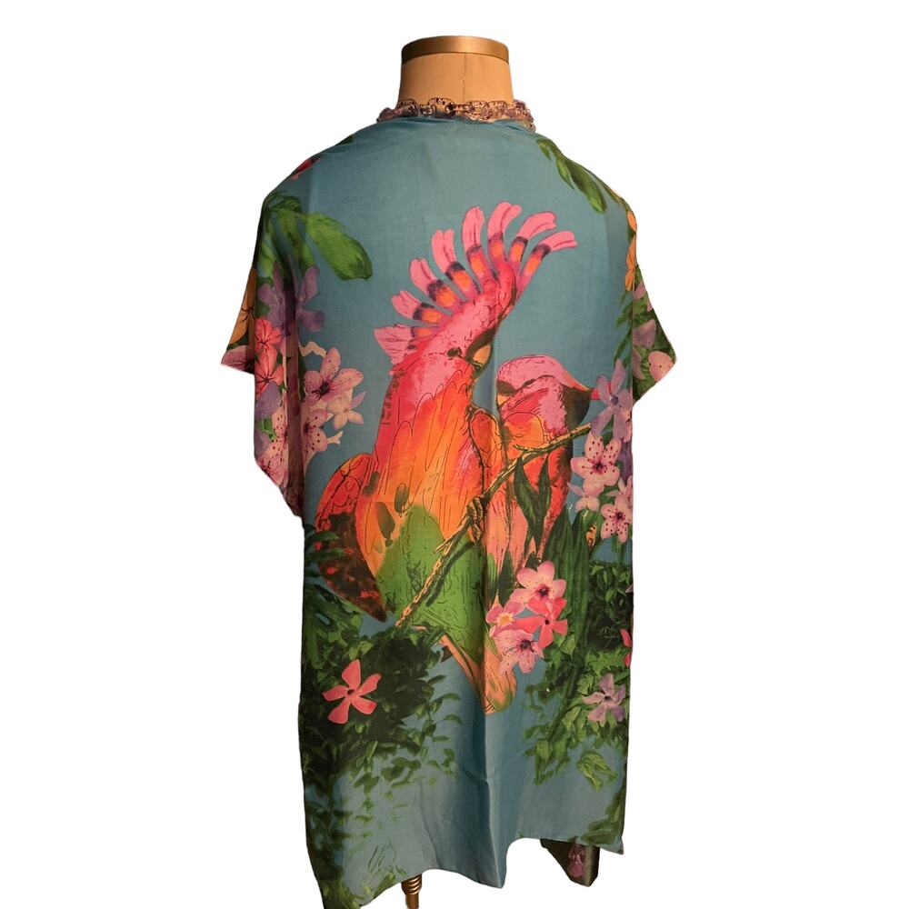 Do Everything In Love Size One Size Multi-Color Vest - Picture 3 of 3